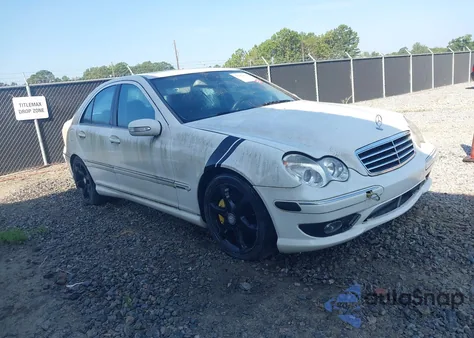 2007 Mercedes-Benz C-Class 2.5L Sport z USA, uszkodzony, nr VIN WDBRF52H27F893087